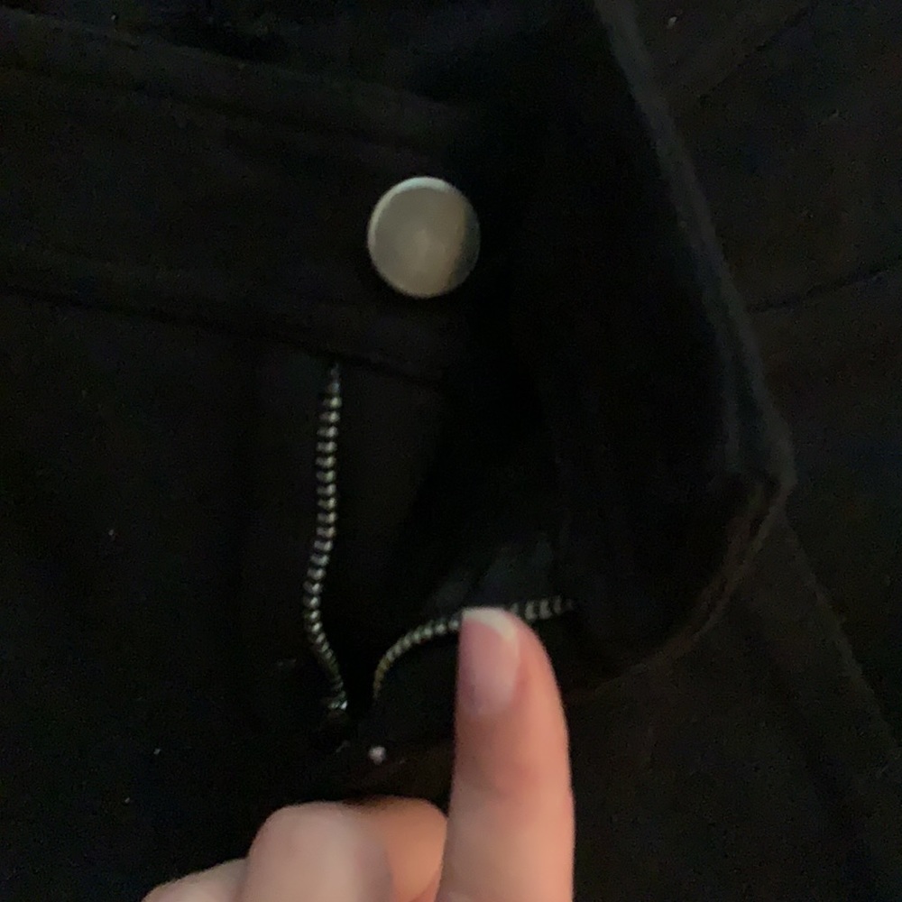 Black pants - Picture 4 of 4